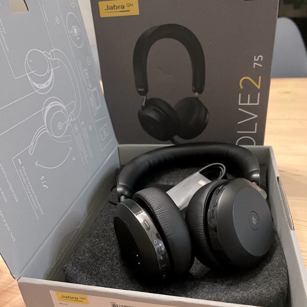 Brand New Jabra Evolve 2 75 Noise Cancelling Bluetooth Headset